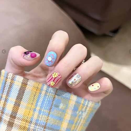 Whimsical Nail Art Set Bowlift