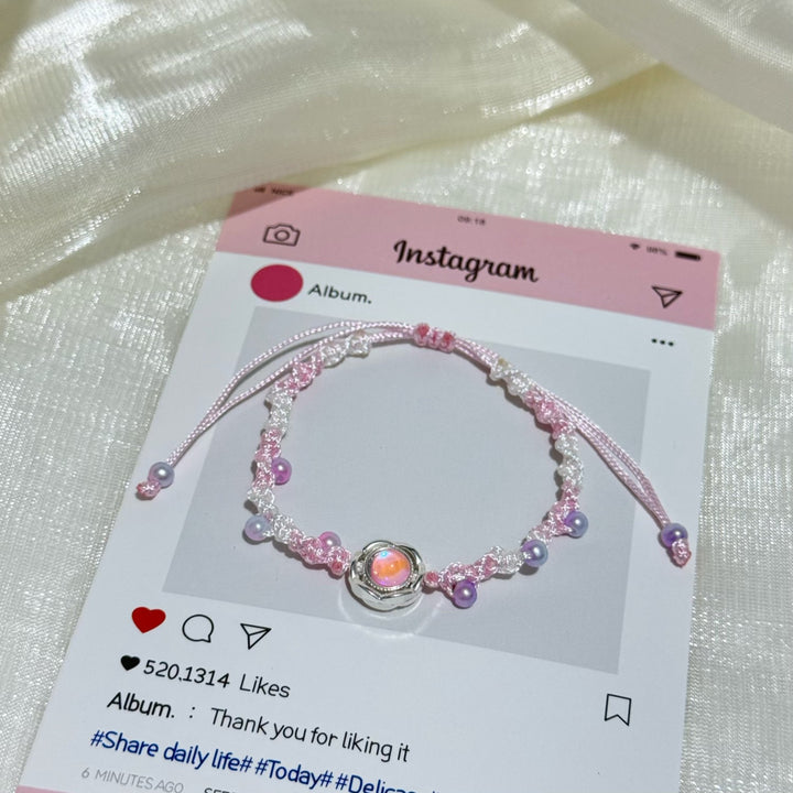 Adjustable Floral Charm Bracelet Bowlift