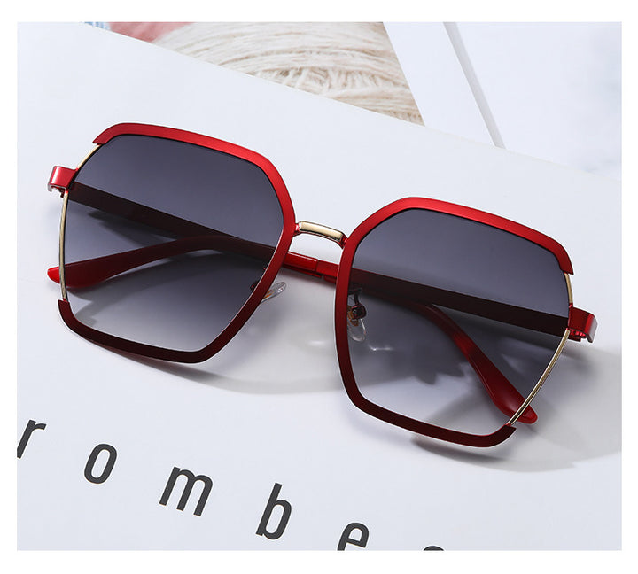 Women statement sunglasses Bowlift
