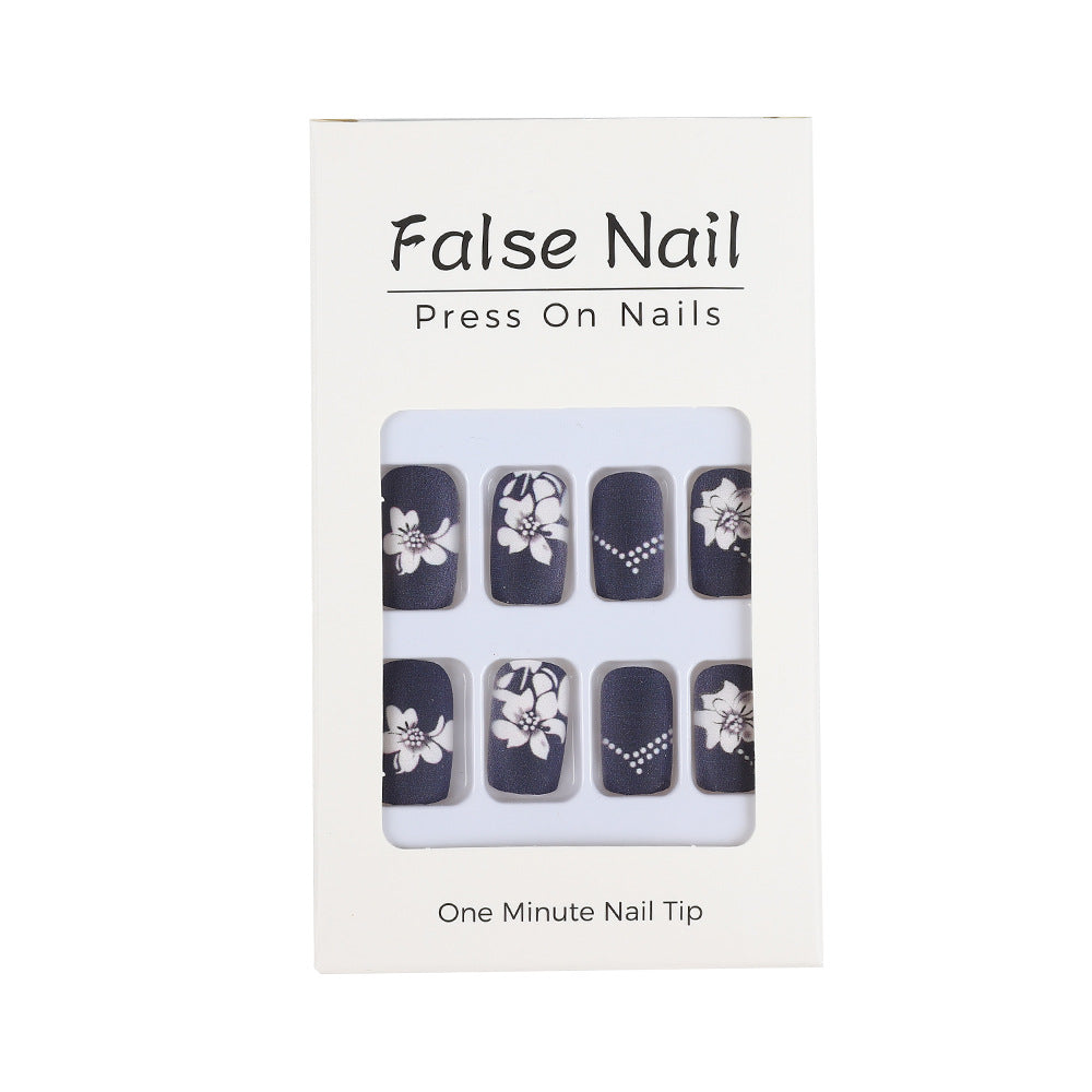 Artificial nails with elegant floral designs Bowlift