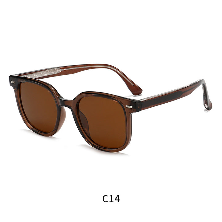 Ladies elegant sunglasses in contemporary style Bowlift