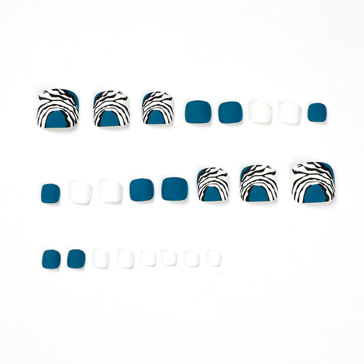 Artful toenail design in modern zebra pattern Bowlift