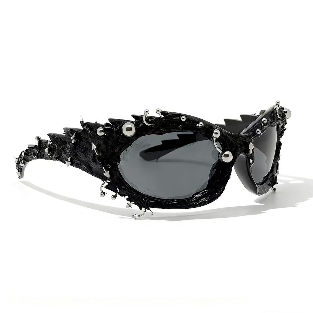 Ladies extravagant designer sunglasses with eye-catching jewelry frame Bowlift