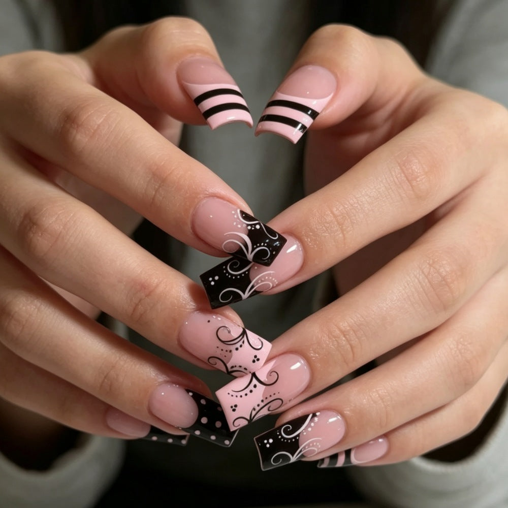 Artificial nails with elegant designer print Bowlift