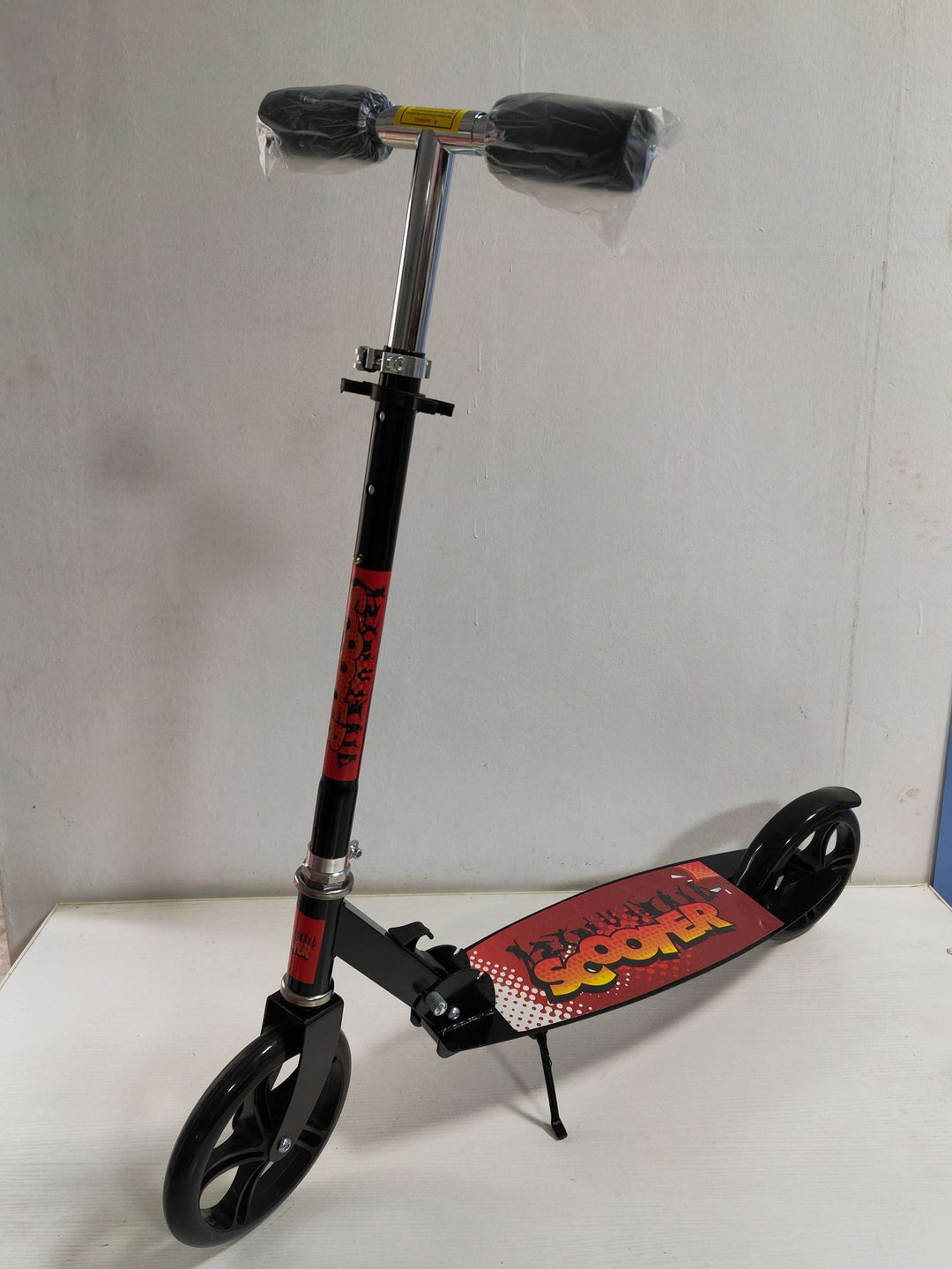 High-Performance Kick Scooter Bowlift