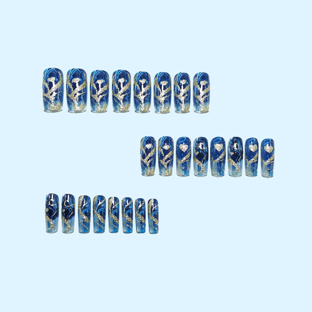 Nail set with floral designs Bowlift