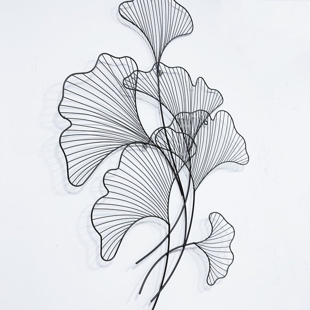Elegant Ginkgo Leaf Metal Wall Sculpture Bowlift