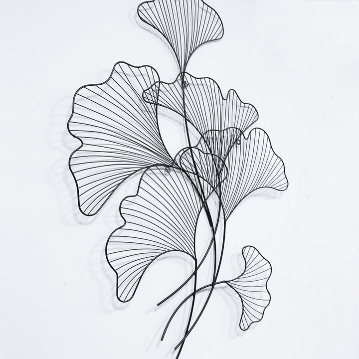 Elegant Ginkgo Leaf Metal Wall Sculpture Bowlift