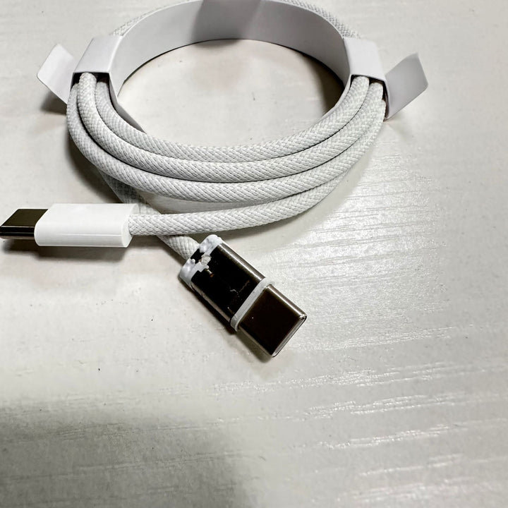 Braided USB-C to USB-A reinforced charging cable with nylon braid Bowlift