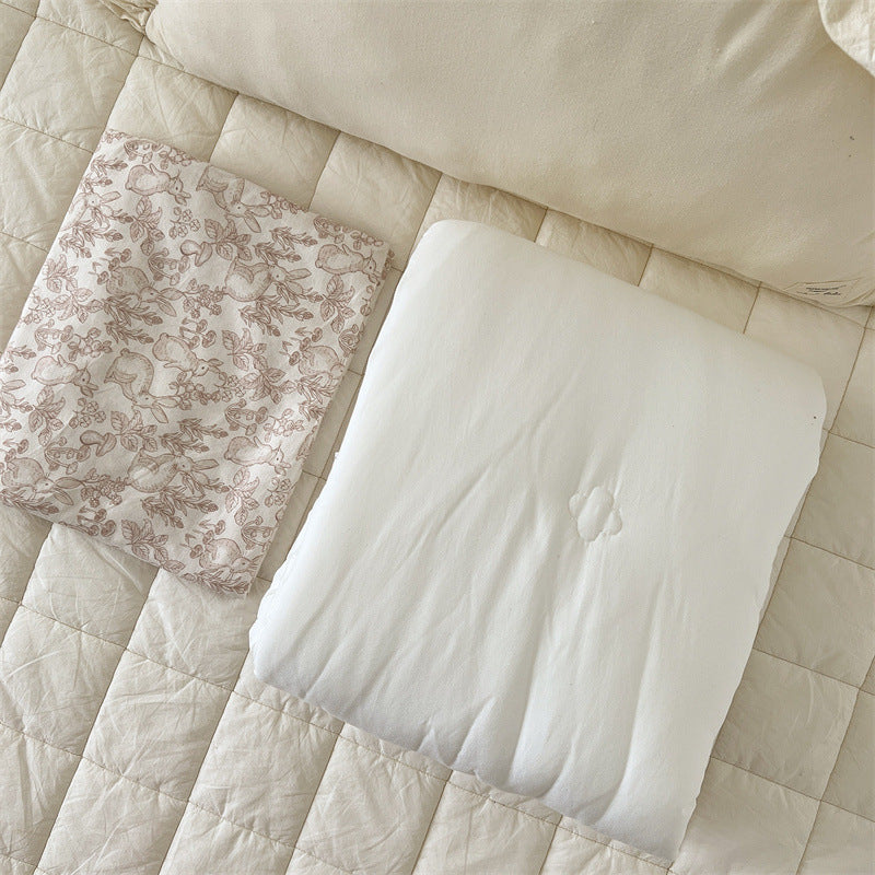 Unisex cotton pillowcase with cheerful bear design Bowlift