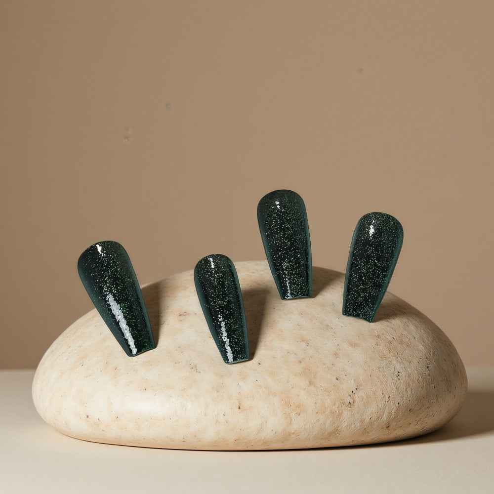 Shiny artificial nails with sparkling accents Bowlift