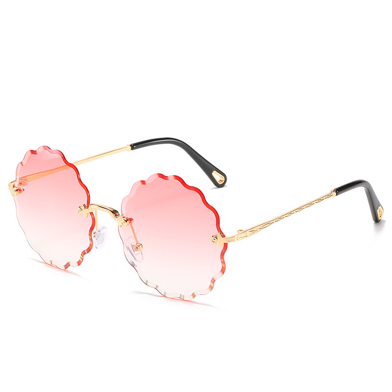 Floral-Shape Frame Sunglasses Bowlift
