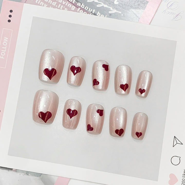 Artificial nail tips with heart design Bowlift