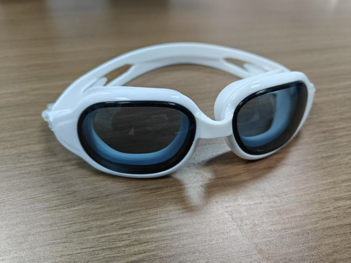 Swimming protection goggles Bowlift