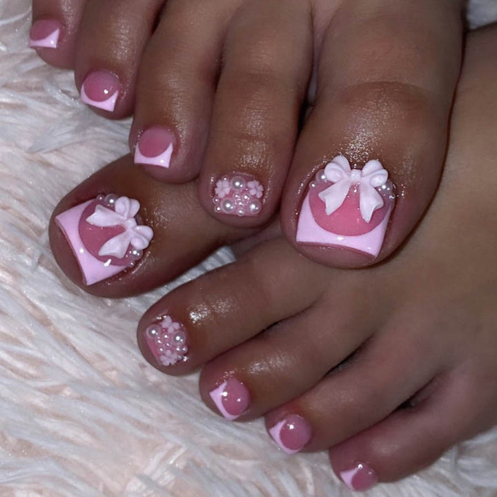 Nail art set with cute 3D bows and pearl embellishments Bowlift