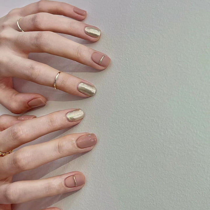 Glamorous Gemstone-Embellished Nail Art Set Bowlift