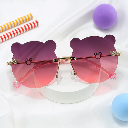 Ladies playful sunglasses with cute bear motif Bowlift