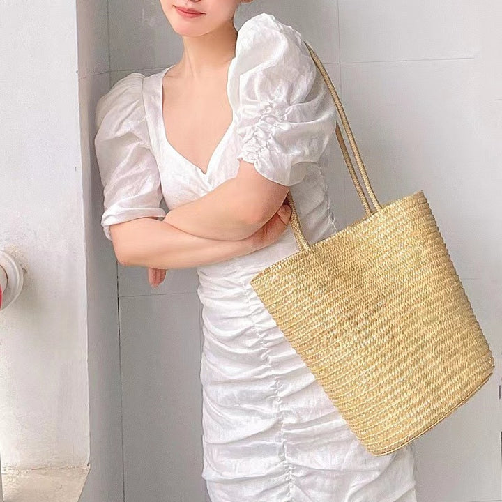 Spacious basket bag with pocket Bowlift