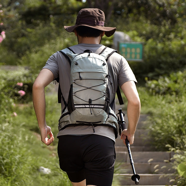 Hydration Pack with Integrated Bladder System Bowlift