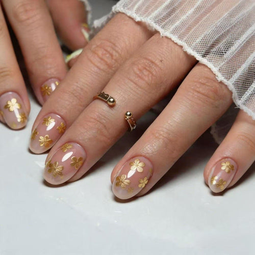 Artificial Nails in Delicate Flower Design Bowlift