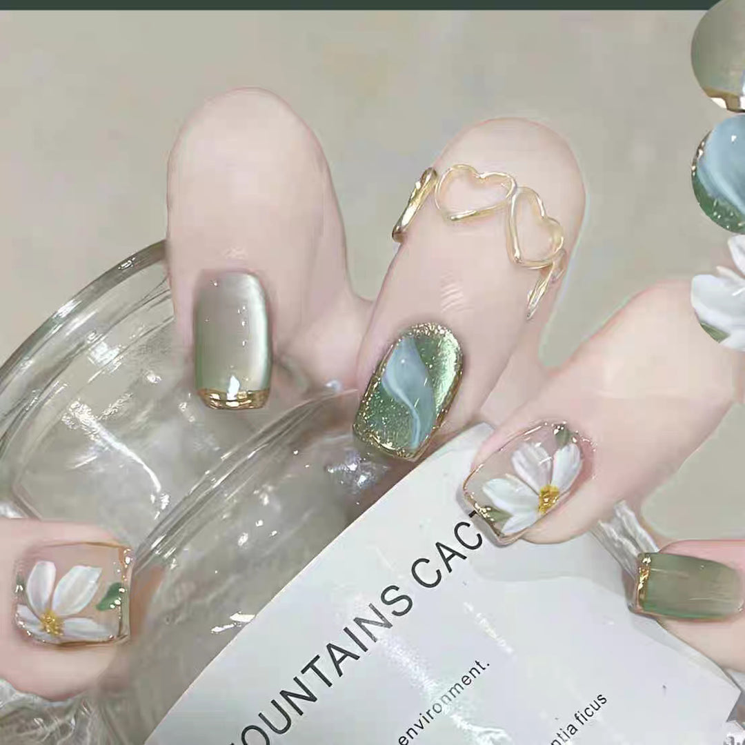 Cute Bear-Themed Press-On Nail Set Bowlift
