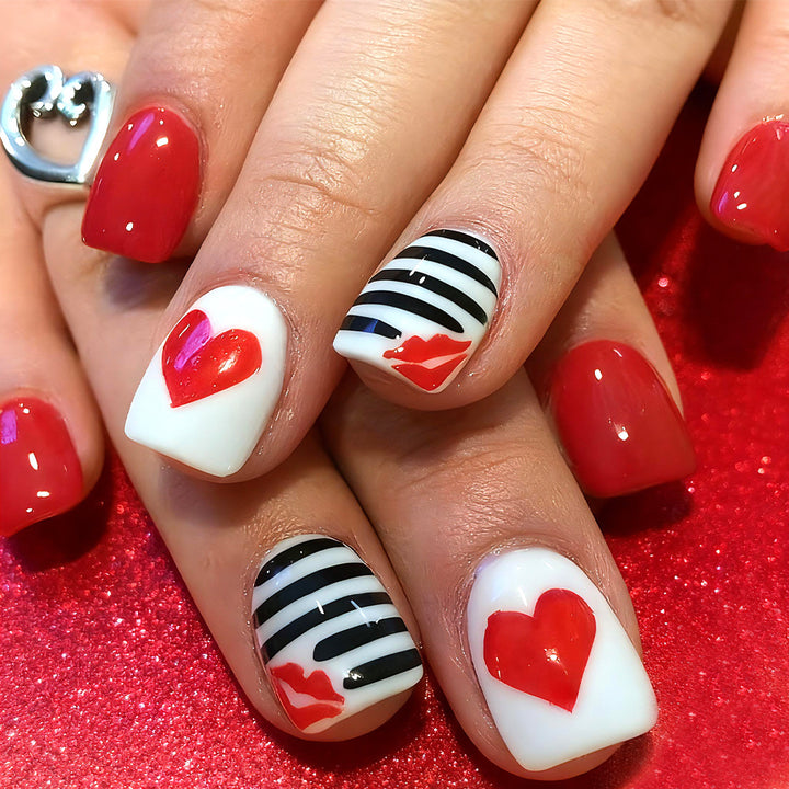 Artistic Heart-Themed Press-On Nail Art Bowlift