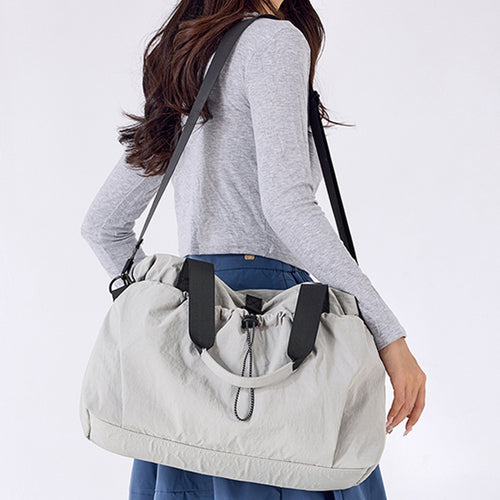 Sporty everyday and travel bag with practical drawstring closure Bowlift