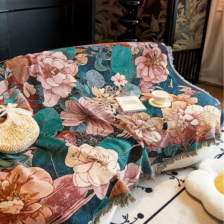 Floral Design Decorative Throw Blanket