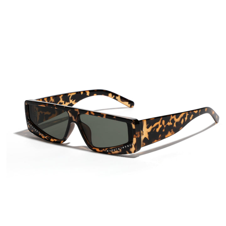 Women's oversized sunglasses with futuristic shape and stylish embellishments Bowlift