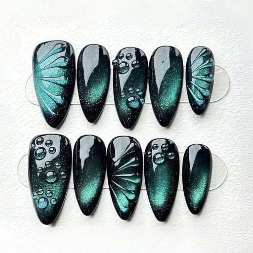 Artificial nails with shimmering wave design Bowlift