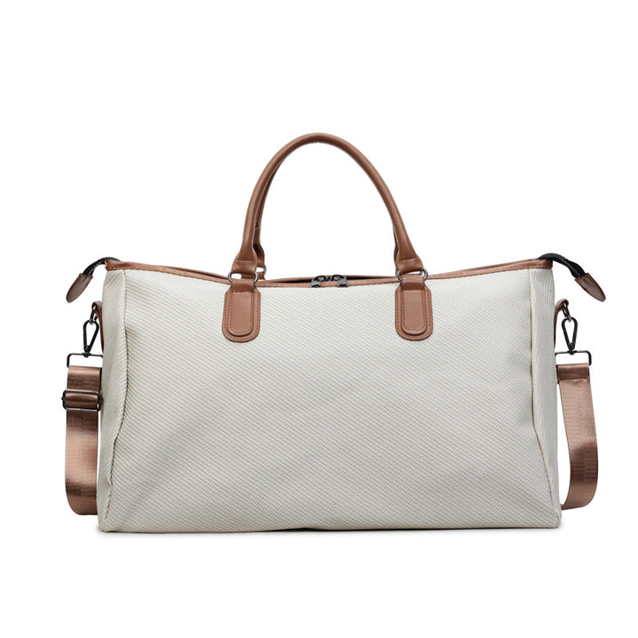 Practical sports travel bag with reinforced shoulder strap Bowlift