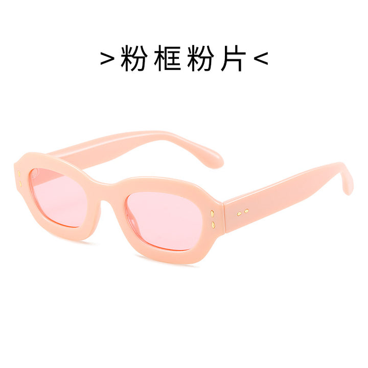 Women's Fashion Sunglasses in Retro Style with Wide Frame Bowlift