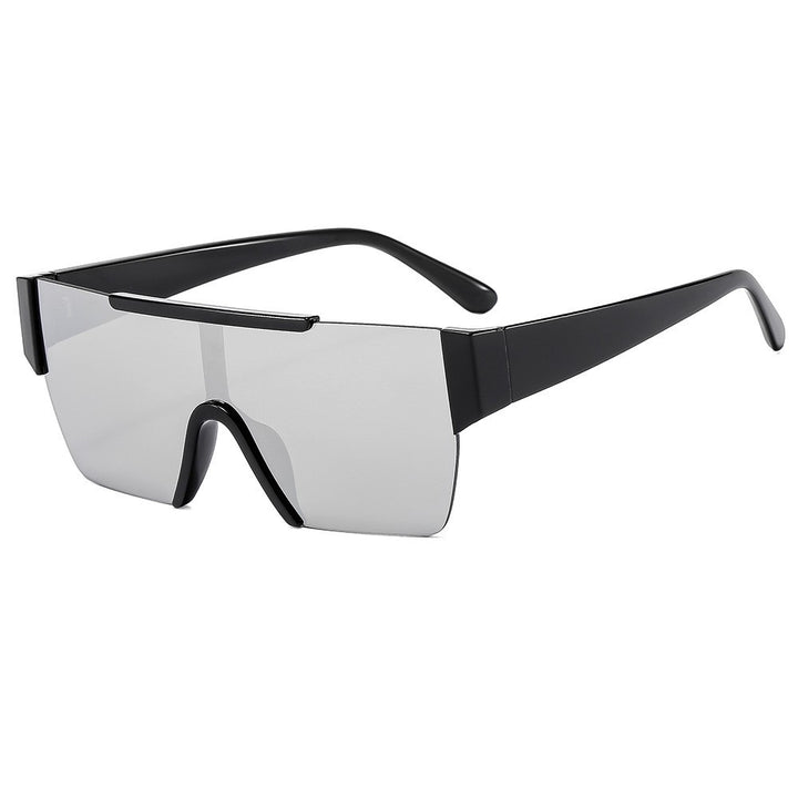 Ladies Sporty Oversized Sunglasses with Modern Protective Frame Bowlift