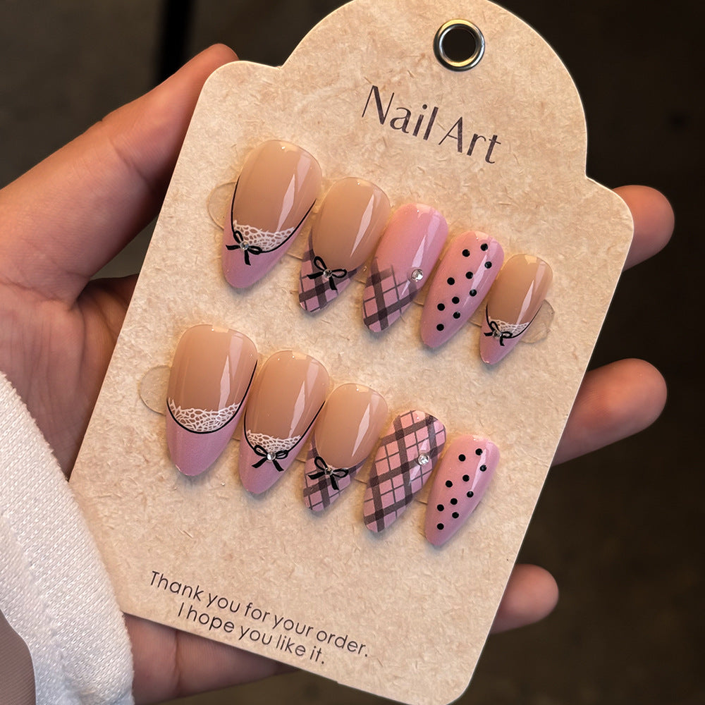 Elegant Vintage-Inspired Press-On Nail Set Bowlift