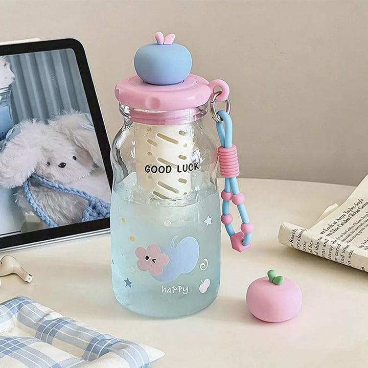 Ladies trendy and practical water bottle with fruit lid Bowlift