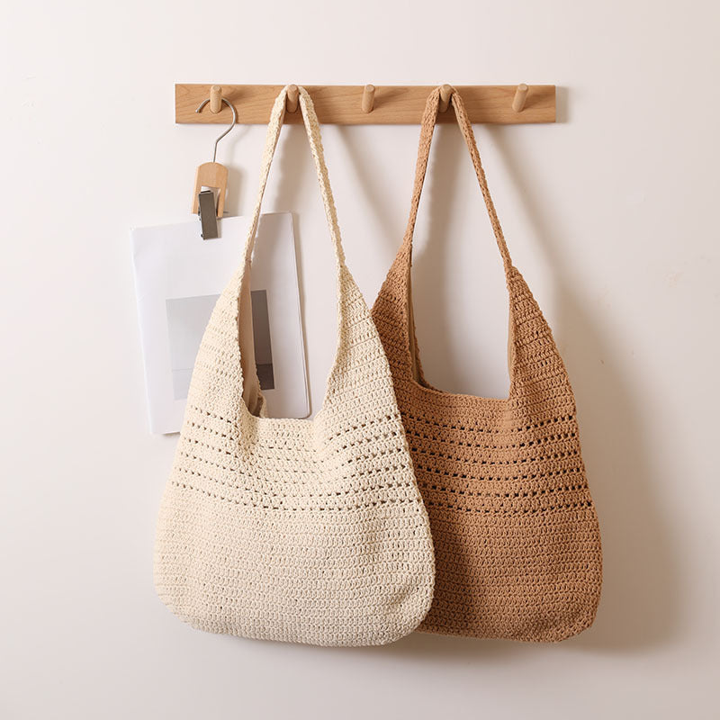 Hand-crocheted tote bag with generous volume Bowlift