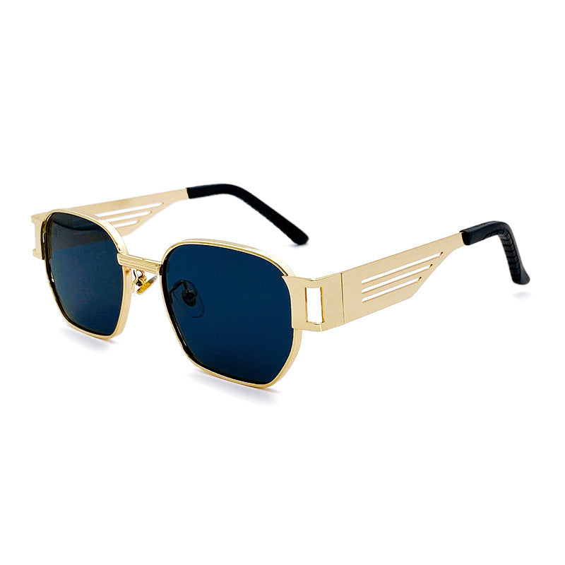 Stylish Oversized Sunglasses in Modern Metal Design Bowlift