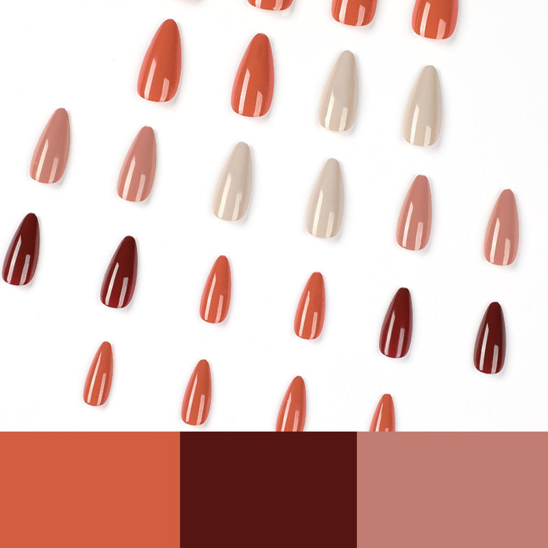 Creative nail art with stylish stiletto shape Bowlift