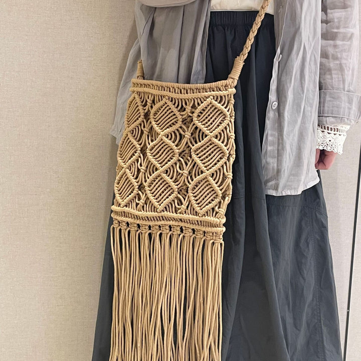 Hand-knotted macrame shoulder bag Bowlift