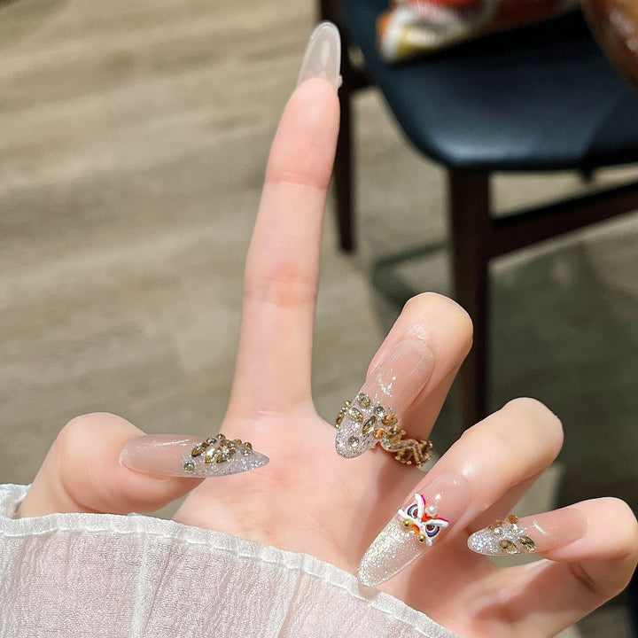 Decorative Rhinestone Floral Press-On Nail Set Bowlift