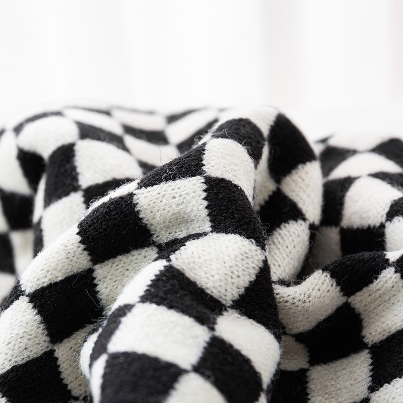 Women Stylish Check Scarf Bowlift