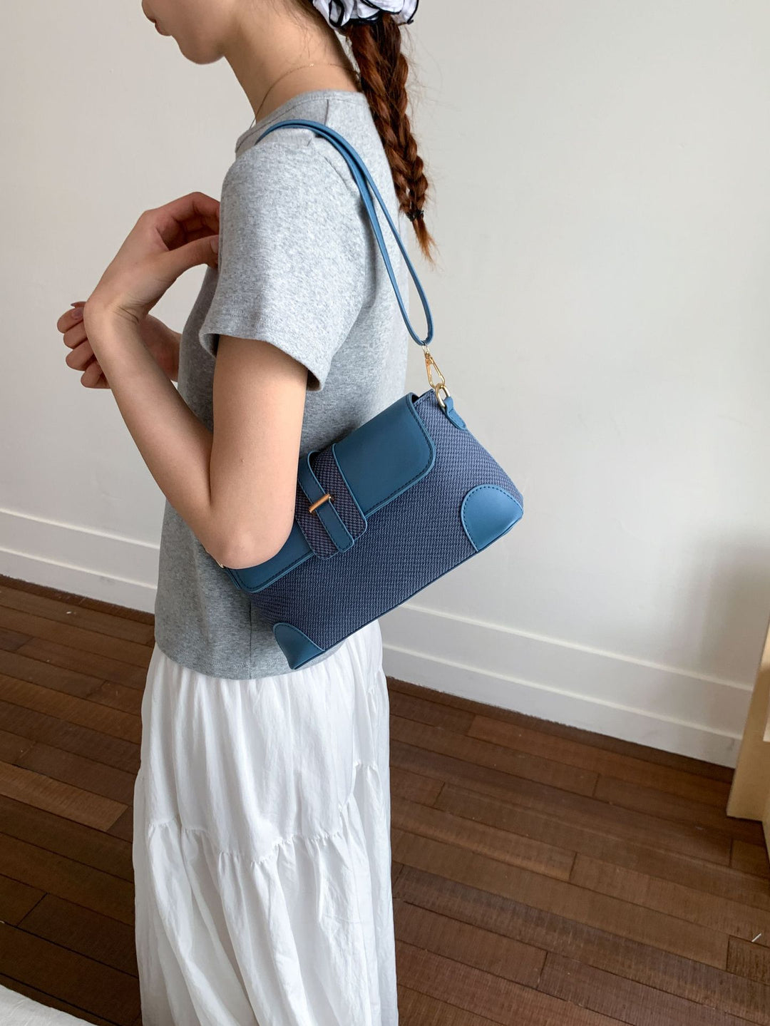 Structured Crossbody Handbag Bowlift