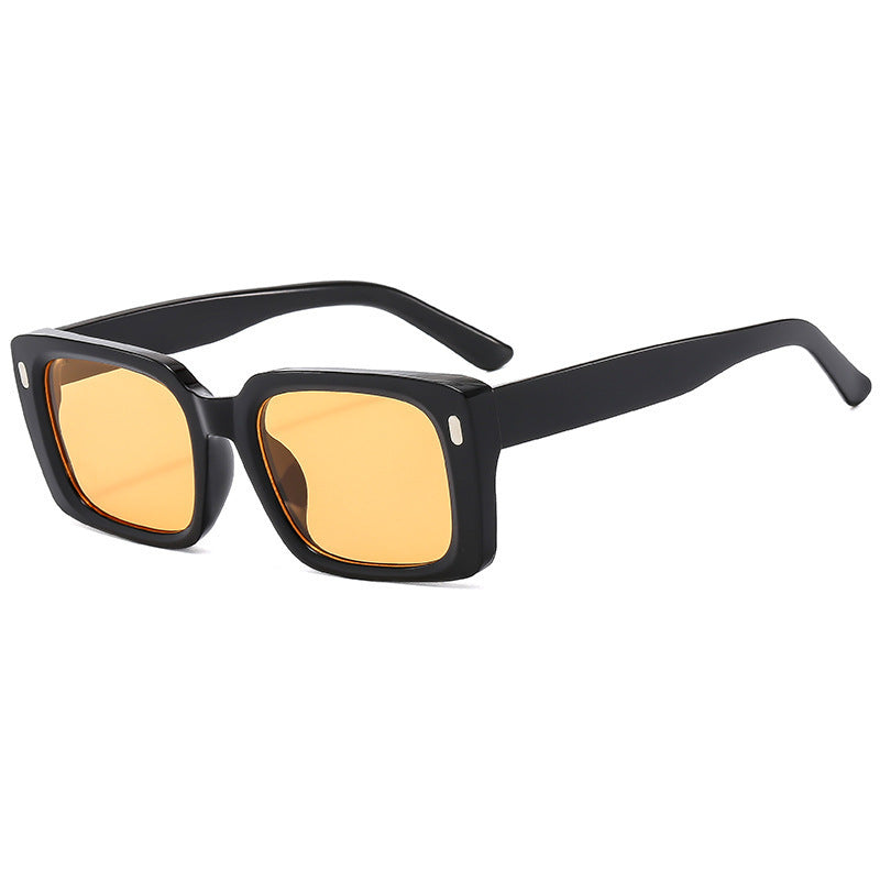 Women's Fashion Square Sunglasses with Matt Frame and UV Protection Bowlift