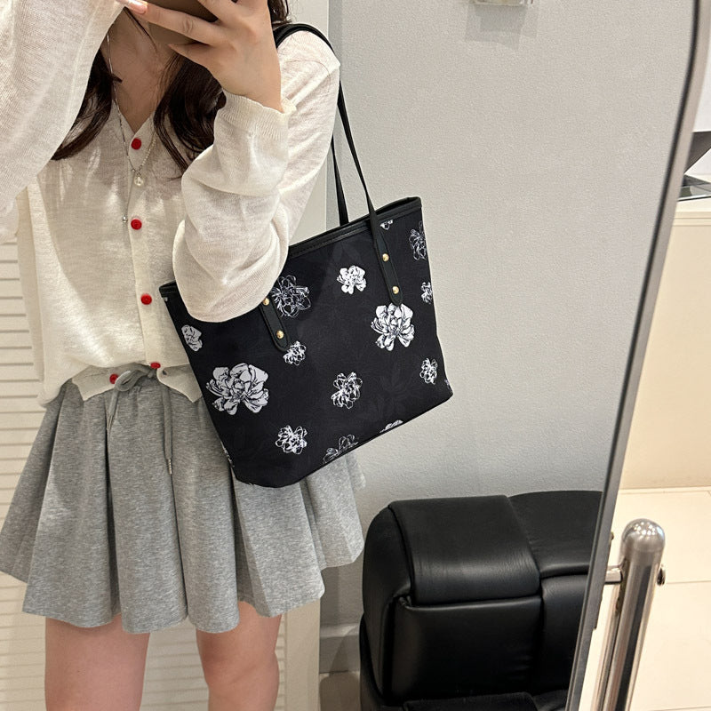 Floral Patterned Tote Bag Bowlift