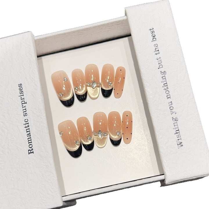 Artificial nails with Romantic Design Bowlift