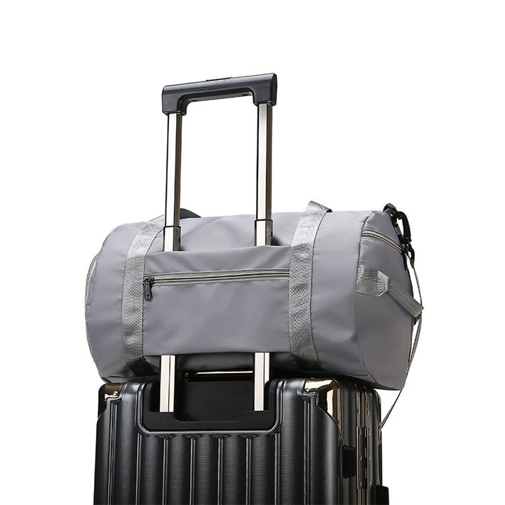 Sporty travel bag with multiple inner pockets Bowlift