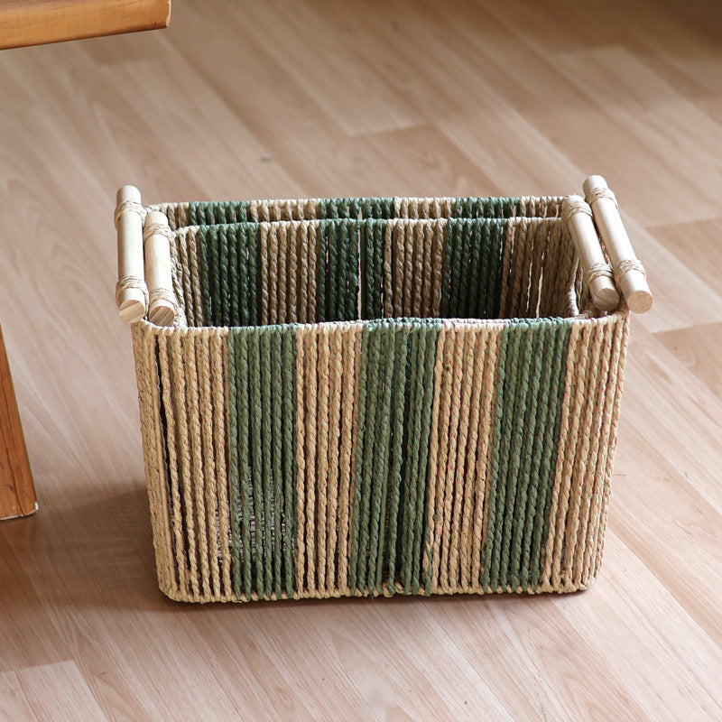Handcrafted storage basket with natural fiber Bowlift