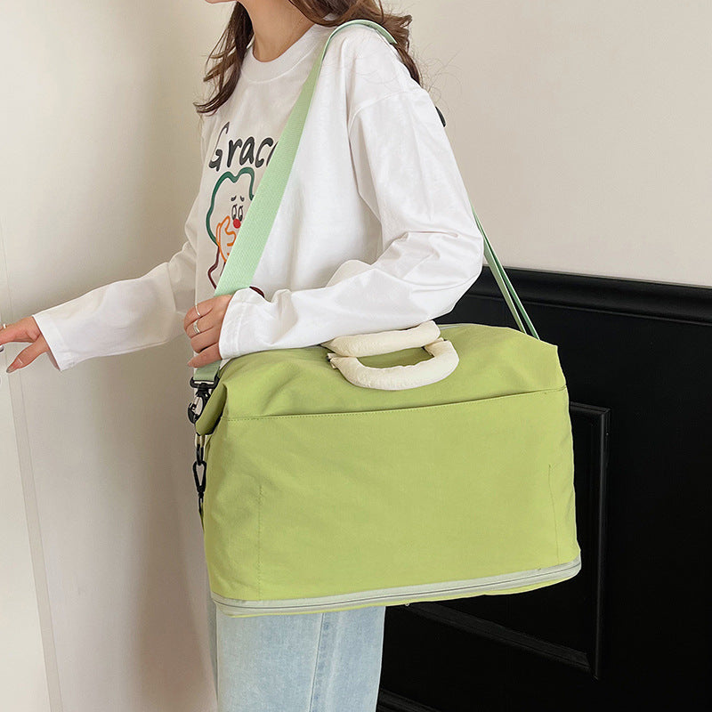 Spacious Multi-Functional Travel Bag
