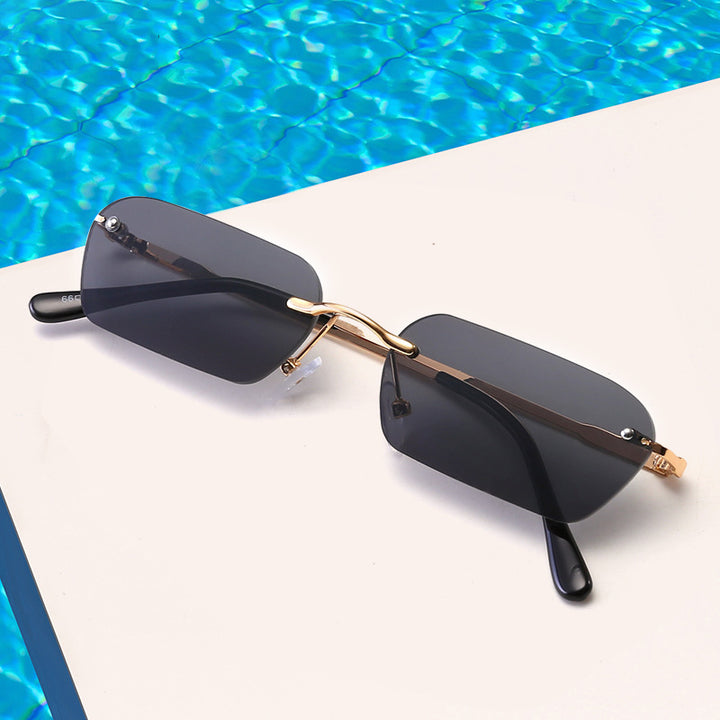 Women's fashionable rectangular sunglasses with luxurious metal frame Bowlift