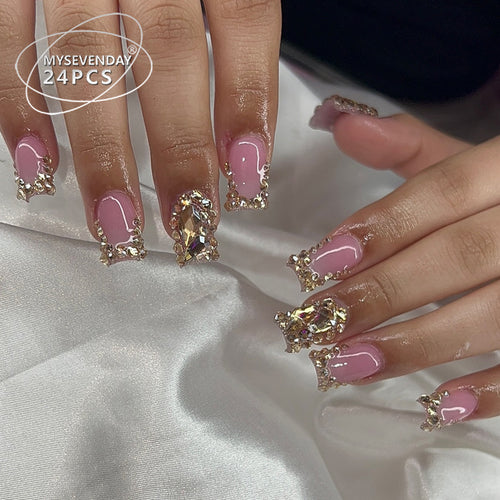 Glamorous Rhinestone-Embellished Press-On Nails Bowlift